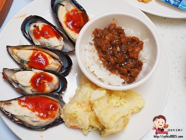 台北西門町美食-德立莊中庭餐廳-398元起Semi Buffet吃到飽,豬排不點就對不起自己 (邀約) @民宿女王芽月-美食.旅遊.全台趴趴走