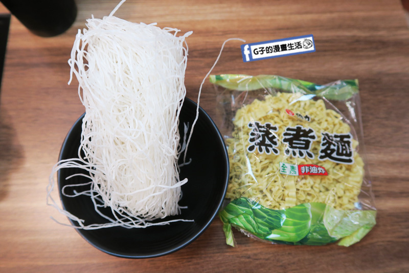 中和瀧厚鍋物.火鍋.50盎司.大胃王雙人套餐.美國安格斯霜降雪花牛.澳洲草飼低脂板腱牛