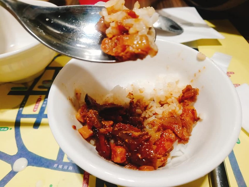 食記 宜蘭悅川酒店羅琳西餐廳 晚餐+早餐 烤鴨跟牛排是重點菜色阿