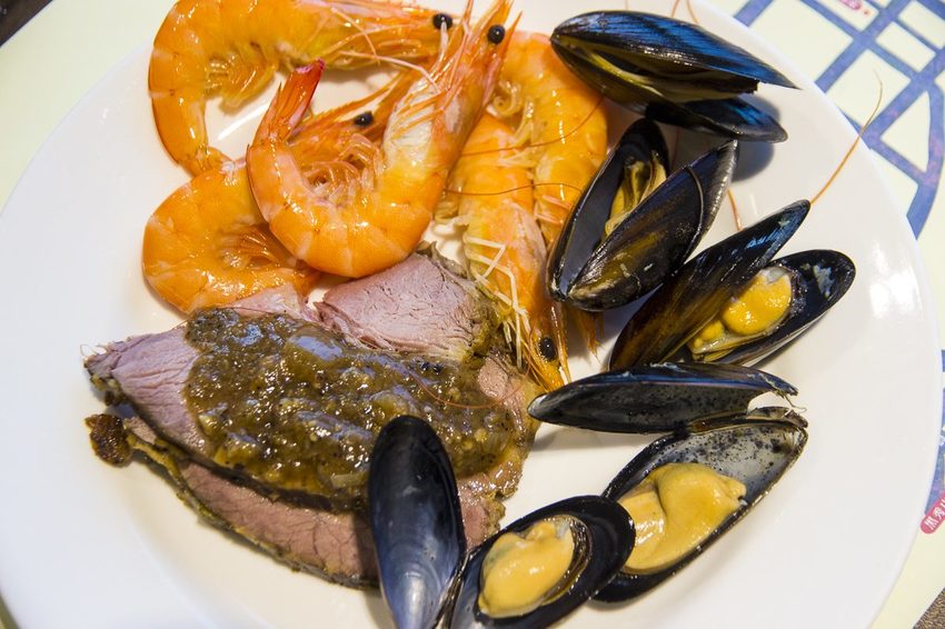 【宜蘭美食】宜蘭悅川酒店羅琳西餐廳～中西式料理百匯佳餚，友善親子餐廳，120公分以下兒童免費