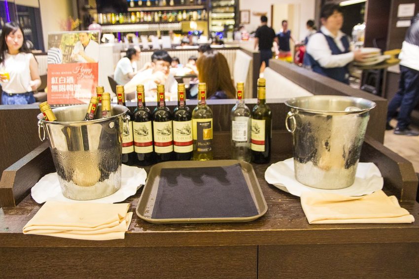 【宜蘭美食】宜蘭悅川酒店羅琳西餐廳～中西式料理百匯佳餚，友善親子餐廳，120公分以下兒童免費