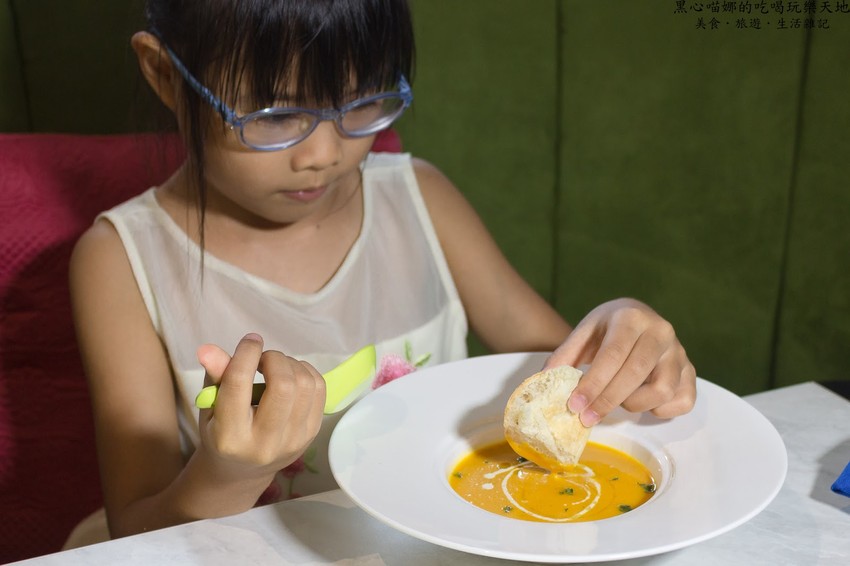 高雄前鎮︱雅樂廚苑　享受無菜單季節料理的驚喜、品嚐隨心自然的無國界創意！Good Food Kitchen