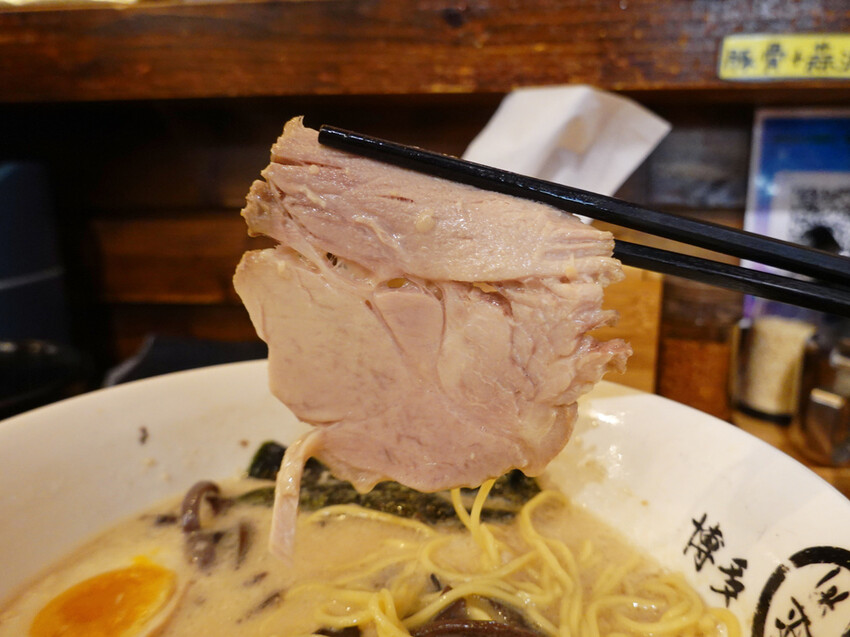 台北市士林區台北士林—道樂拉麵｜攤車躍升人氣拉麵店家 博多豚骨湯頭濃醇夠味｜士林夜市、士林運動中心、大北路、劍潭