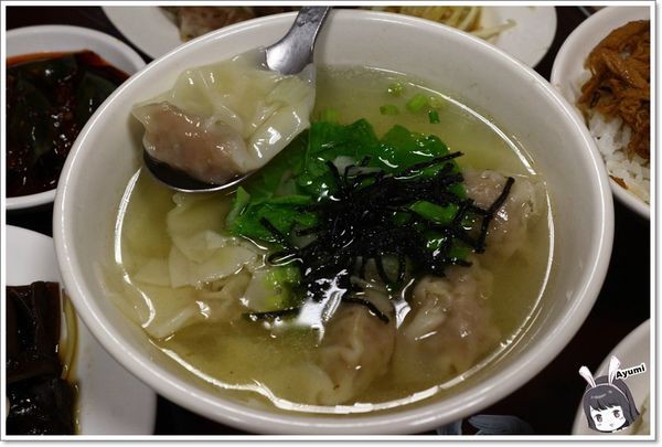 豐富旺極品魯肉飯：[食記]►台中豐原區◄豐富旺極品魯肉飯/魯肉飯/九層塔餛飩湯/泡椒皮蛋/煙燻豬頭皮/蔗香鴨賞/石花凍飲