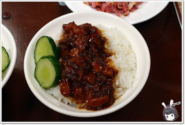 豐富旺極品魯肉飯：[食記]►台中豐原區◄豐富旺極品魯肉飯/魯肉飯/九層塔餛飩湯/泡椒皮蛋/煙燻豬頭皮/蔗香鴨賞/石花凍飲