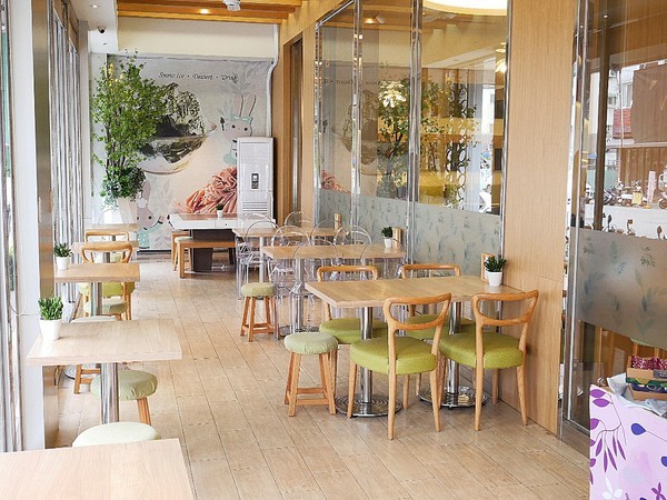 法雅faya Ice(逢甲店):法雅花園冰品甜點(逢甲店)-台中西屯下午茶 輕食、手工義式冰淇淋、甜點一應俱全 環境舒適且價格親民 輕鬆享受貴婦時光