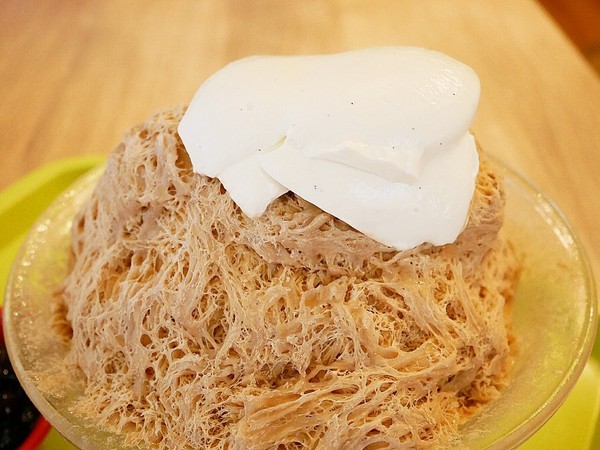 法雅faya Ice(逢甲店):法雅花園冰品甜點(逢甲店)-台中西屯下午茶 輕食、手工義式冰淇淋、甜點一應俱全 環境舒適且價格親民 輕鬆享受貴婦時光