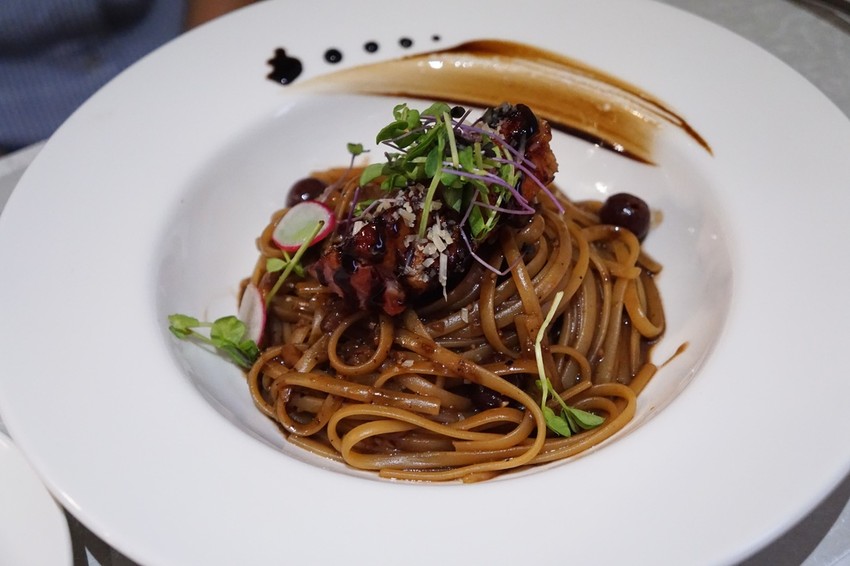 脆煎鴨胸油醋細扁麵 脆煎鴨胸油醋細扁麵