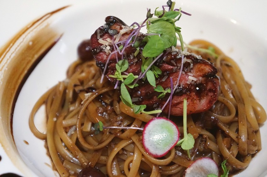 脆煎鴨胸油醋細扁麵 脆煎鴨胸油醋細扁麵