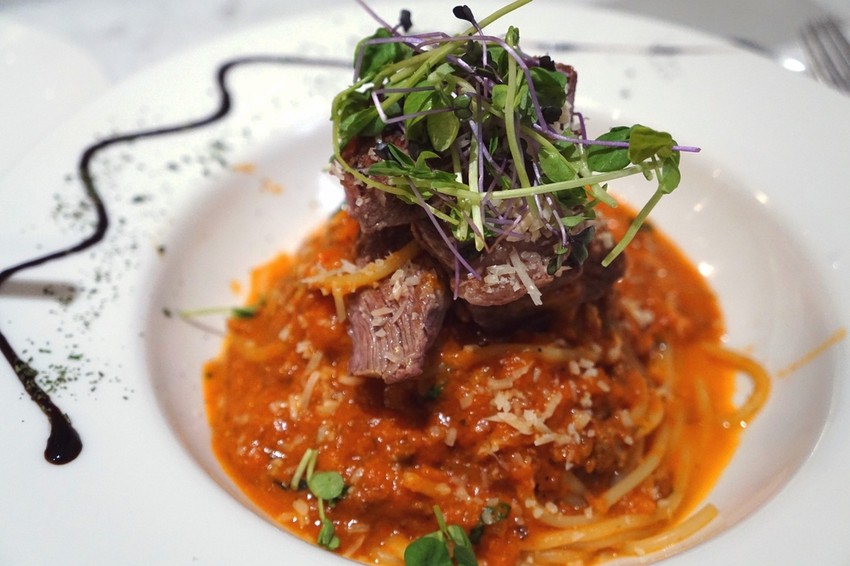 翼板牛蕃茄肉醬義大利麵 翼板牛蕃茄肉醬義大利麵