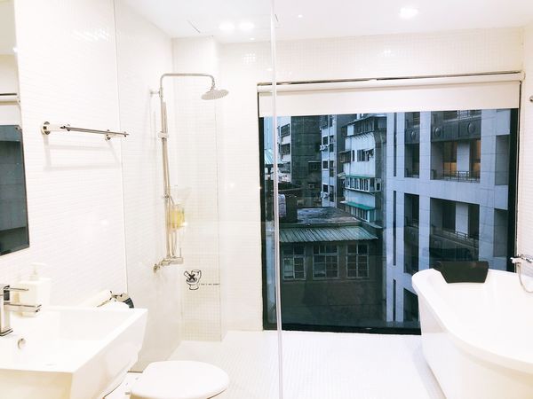 45154480_1923533481061966_3295889943682875392_n