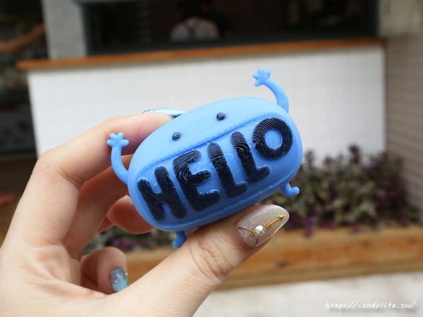 HELLO Burger:台中美食│HELLO Burger〃可愛漢堡堡搬新家,還有超可愛hello雞蛋糕新登場~