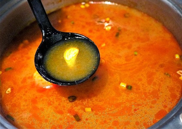 小鮮肉涮涮屋：【永春站火鍋推薦】小鮮肉涮涮屋 頂級肉品 / 海鮮 . 超狂超澎湃 