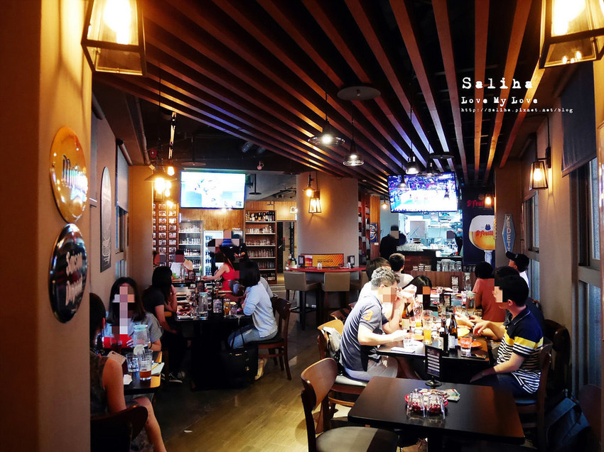 板橋府中站附近氣氛好浪漫約會餐廳美食推薦ABV閣樓餐酒館義大利麵沙拉啤酒 (12)