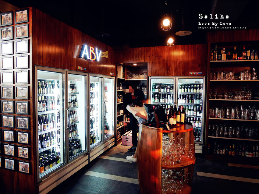 板橋府中站附近氣氛好浪漫約會餐廳美食推薦ABV閣樓餐酒館義大利麵沙拉啤酒 (9)