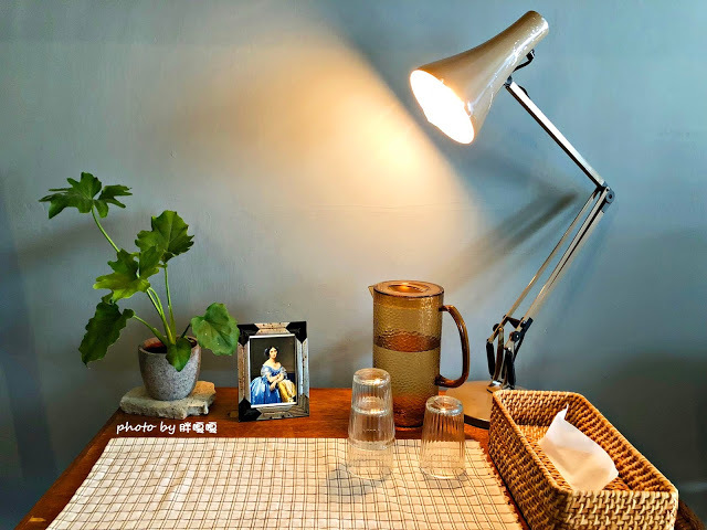 【嘉義 西區】Archers Kitchen 弓箭手♐ 巷弄老宅甜點，不只甜點美味，更能在此感受屋內光影變化，多麼美好的愜意午後，滿足味蕾與視覺享受 💕 💕 💕