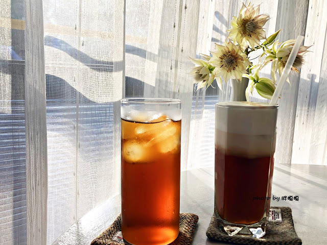 【嘉義 西區】Archers Kitchen 弓箭手♐ 巷弄老宅甜點，不只甜點美味，更能在此感受屋內光影變化，多麼美好的愜意午後，滿足味蕾與視覺享受 💕 💕 💕