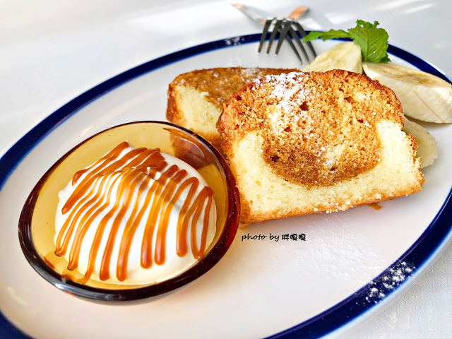 【嘉義 西區】Archers Kitchen 弓箭手♐ 巷弄老宅甜點，不只甜點美味，更能在此感受屋內光影變化，多麼美好的愜意午後，滿足味蕾與視覺享受 💕 💕 💕