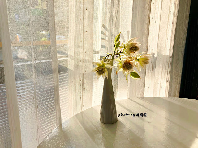 【嘉義 西區】Archers Kitchen 弓箭手♐ 巷弄老宅甜點，不只甜點美味，更能在此感受屋內光影變化，多麼美好的愜意午後，滿足味蕾與視覺享受 💕 💕 💕