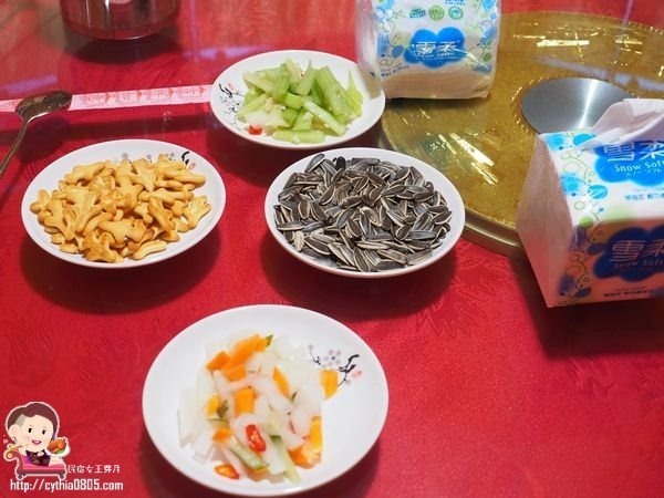 桃園中壢美食-龍岡蒸籠宴-在蒙古包裡吃蒸籠,平價大份量揪團來吃正流行 @民宿女王芽月-美食.旅遊.全台趴趴走