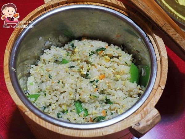 桃園中壢美食-龍岡蒸籠宴-在蒙古包裡吃蒸籠,平價大份量揪團來吃正流行 @民宿女王芽月-美食.旅遊.全台趴趴走