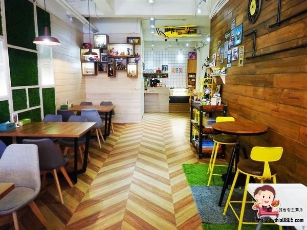 桃園蘆竹美食-樂。食光-小巧可愛龍貓的店，假日才能吃到甜甜的切片蛋糕 @民宿女王芽月-美食.旅遊.全台趴趴走