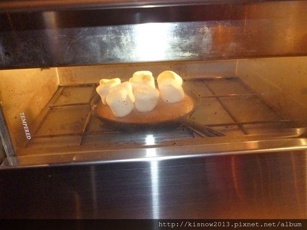 好時40-放入烤箱.JPG 好時40-放入烤箱.JPG