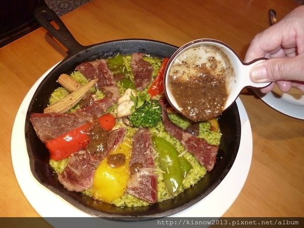 好時65-淋黑胡椒醬汁.JPG 好時65-淋黑胡椒醬汁.JPG