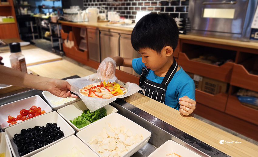 【食記.基隆仁愛】漾漾好時餐廳基隆店 - 親子餐廳 / 義式料理 / Diy Pizza或鬆餅 ღ鄰近基隆廟口.海洋廣場ღ