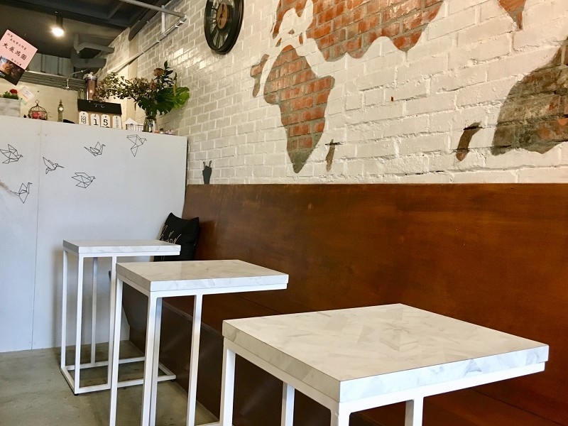 【台北｜行天宮站】長板凳工作室＿如雲朵般軟綿綿的限量奶酥厚片＿讓人口齒留香的蘋果鮪魚三明治