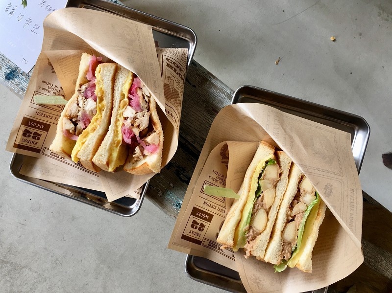 【台北｜行天宮站】長板凳工作室＿如雲朵般軟綿綿的限量奶酥厚片＿讓人口齒留香的蘋果鮪魚三明治