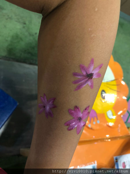 圓圓家出去玩—蘇澳景點《蠟藝蠟筆觀光城堡》手做DIY,滿足孩子們的好奇心！