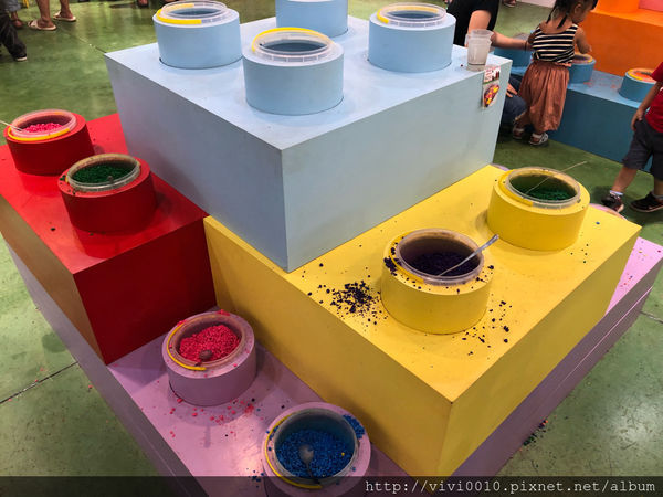 圓圓家出去玩—蘇澳景點《蠟藝蠟筆觀光城堡》手做DIY,滿足孩子們的好奇心！