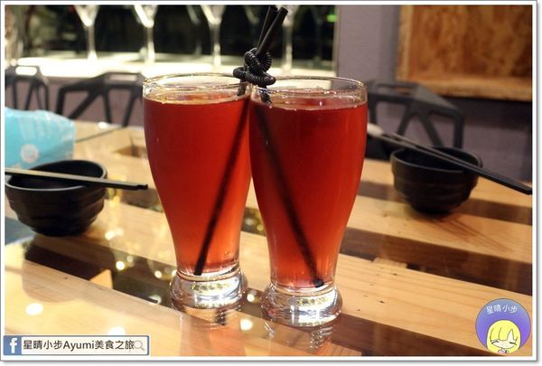 海神弄局beer&Seafood：[食記]►台南中西區◄情人節快來海神弄局跟另一半真情告白另加碼2/15-16兩日百威及金賓無限暢飲$299元