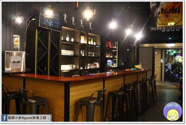 海神弄局beer&Seafood：[食記]►台南中西區◄情人節快來海神弄局跟另一半真情告白另加碼2/15-16兩日百威及金賓無限暢飲$299元