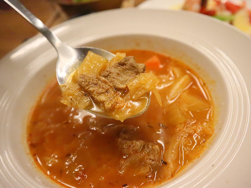 MEAT TIME歐式羅馬料理,超隱密圓環巷弄的異國美食,手工香料豬肉捲,烤雞帕尼尼,牛排/鮮蝦蛤蜊紅醬義大利麵