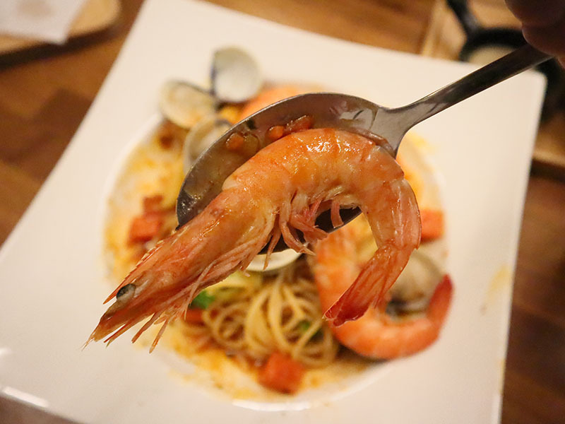 MEAT TIME歐式羅馬料理,超隱密圓環巷弄的異國美食,手工香料豬肉捲,烤雞帕尼尼,牛排/鮮蝦蛤蜊紅醬義大利麵