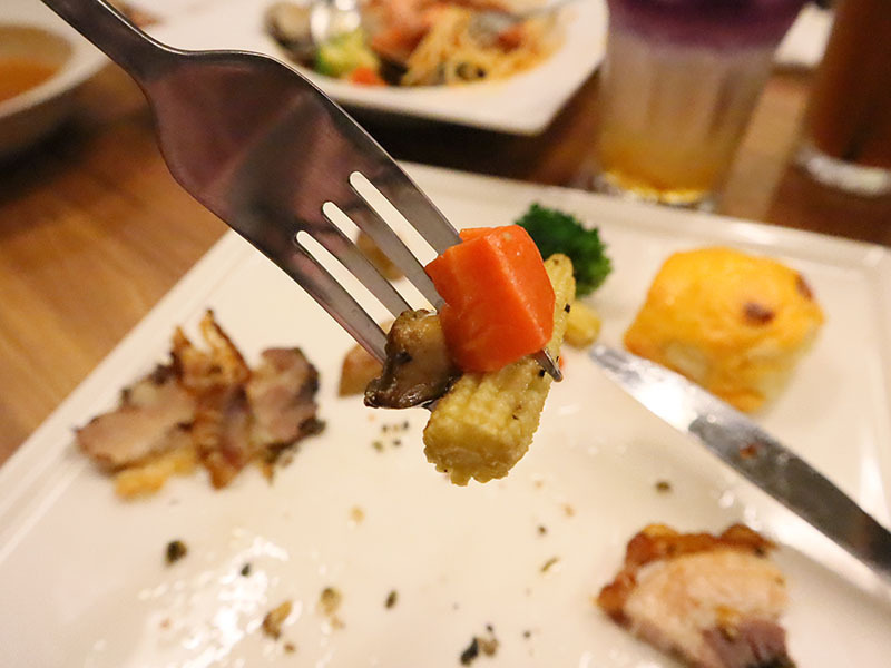 MEAT TIME歐式羅馬料理,超隱密圓環巷弄的異國美食,手工香料豬肉捲,烤雞帕尼尼,牛排/鮮蝦蛤蜊紅醬義大利麵