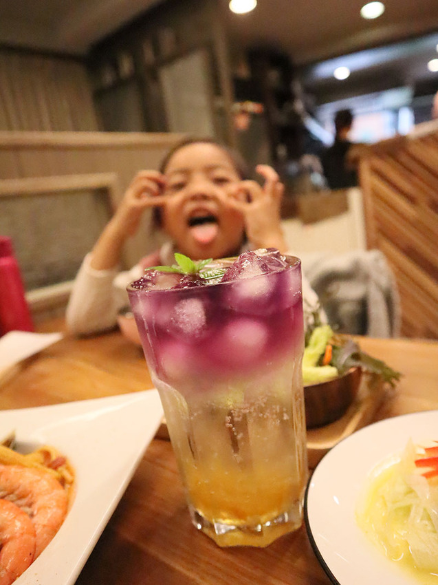 MEAT TIME歐式羅馬料理,超隱密圓環巷弄的異國美食,手工香料豬肉捲,烤雞帕尼尼,牛排/鮮蝦蛤蜊紅醬義大利麵