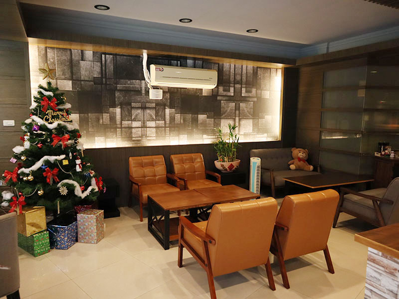 MEAT TIME歐式羅馬料理,超隱密圓環巷弄的異國美食,手工香料豬肉捲,烤雞帕尼尼,牛排/鮮蝦蛤蜊紅醬義大利麵