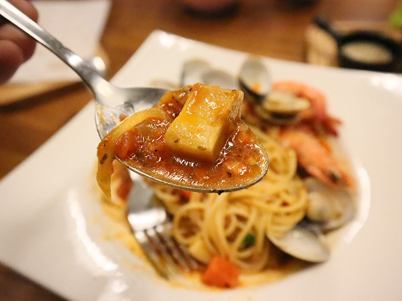 MEAT TIME歐式羅馬料理,超隱密圓環巷弄的異國美食,手工香料豬肉捲,烤雞帕尼尼,牛排/鮮蝦蛤蜊紅醬義大利麵