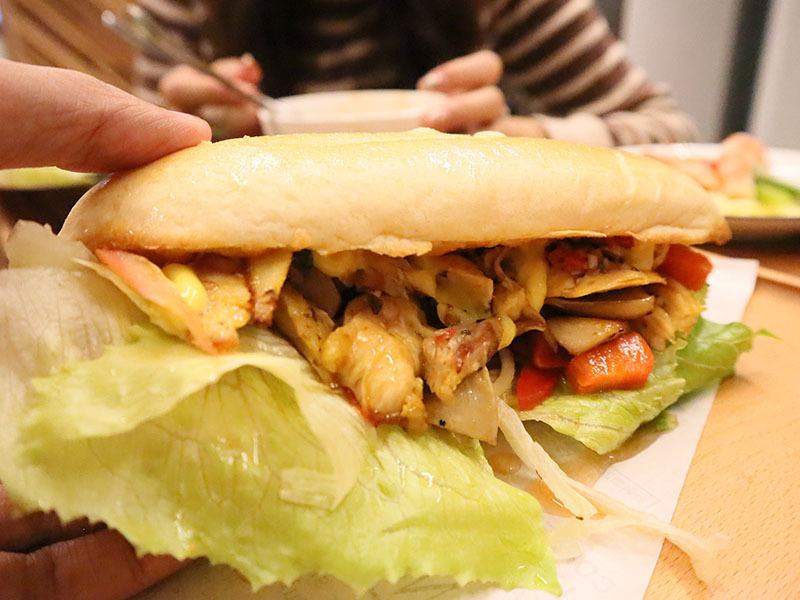 MEAT TIME歐式羅馬料理,超隱密圓環巷弄的異國美食,手工香料豬肉捲,烤雞帕尼尼,牛排/鮮蝦蛤蜊紅醬義大利麵