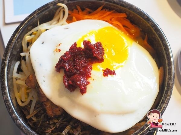 桃園中壢美食-GOGI GOGI 韓式燒肉-平日燒烤399元吃到飽,還有巨大火山排骨湯,在網美店吃燒烤好特別啊 (邀約) @民宿女王芽月-美食.旅遊.全台趴趴走