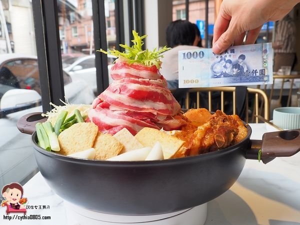 桃園中壢美食-GOGI GOGI 韓式燒肉-平日燒烤399元吃到飽,還有巨大火山排骨湯,在網美店吃燒烤好特別啊 (邀約) @民宿女王芽月-美食.旅遊.全台趴趴走