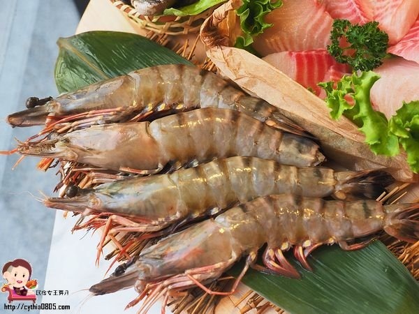 桃園中壢美食-GOGI GOGI 韓式燒肉-平日燒烤399元吃到飽,還有巨大火山排骨湯,在網美店吃燒烤好特別啊 (邀約) @民宿女王芽月-美食.旅遊.全台趴趴走