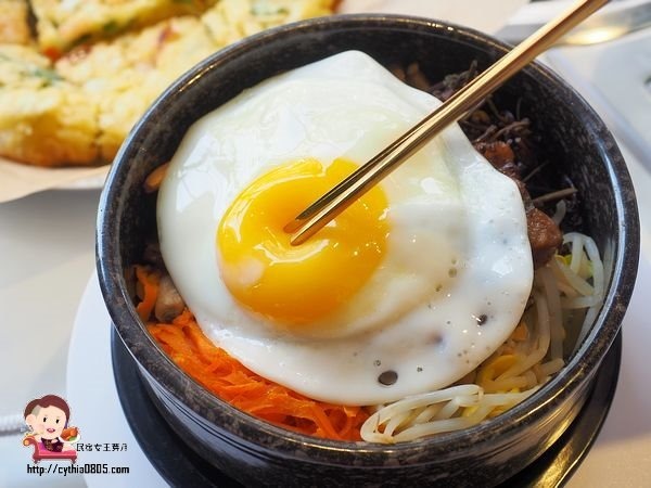 桃園中壢美食-GOGI GOGI 韓式燒肉-平日燒烤399元吃到飽,還有巨大火山排骨湯,在網美店吃燒烤好特別啊 (邀約) @民宿女王芽月-美食.旅遊.全台趴趴走