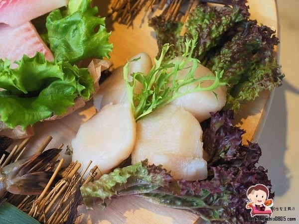 桃園中壢美食-GOGI GOGI 韓式燒肉-平日燒烤399元吃到飽,還有巨大火山排骨湯,在網美店吃燒烤好特別啊 (邀約) @民宿女王芽月-美食.旅遊.全台趴趴走