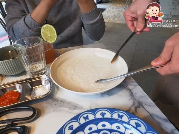 桃園中壢美食-GOGI GOGI 韓式燒肉-平日燒烤399元吃到飽,還有巨大火山排骨湯,在網美店吃燒烤好特別啊 (邀約) @民宿女王芽月-美食.旅遊.全台趴趴走