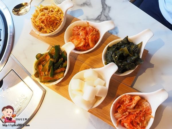 桃園中壢美食-GOGI GOGI 韓式燒肉-平日燒烤399元吃到飽,還有巨大火山排骨湯,在網美店吃燒烤好特別啊 (邀約) @民宿女王芽月-美食.旅遊.全台趴趴走