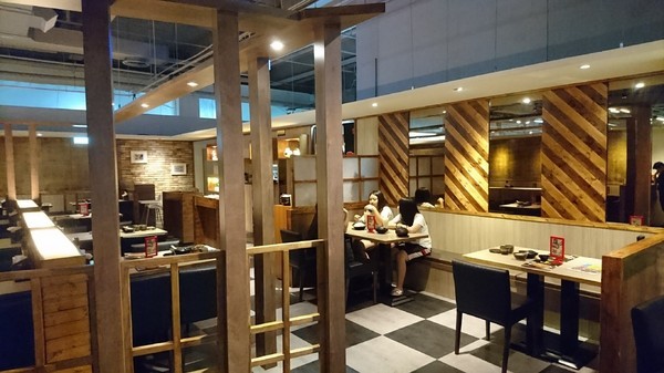 斑鳩的窩(民族店)：高雄~斑鳩的窩日式炸豬排 (民族店)~酥脆現炸豬排~平價實在的美味~